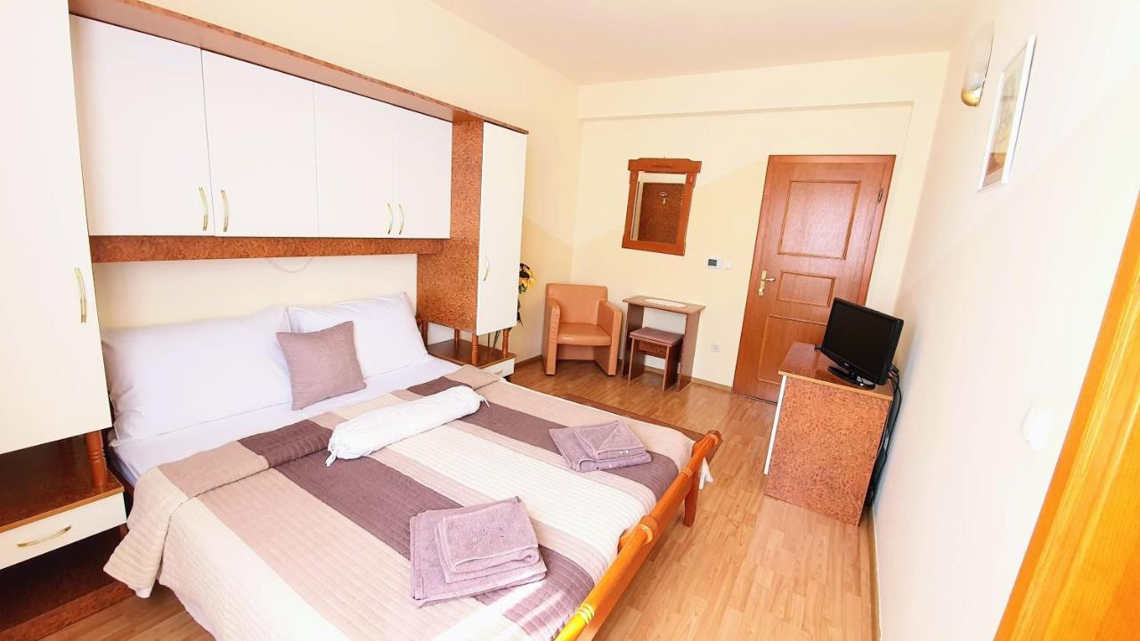 Villa Palcic Novalja Eksteriør billede