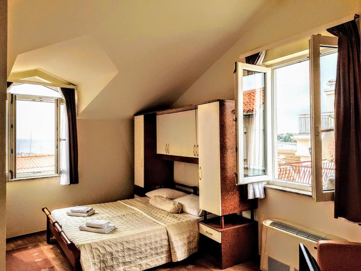 Villa Palcic Novalja Eksteriør billede